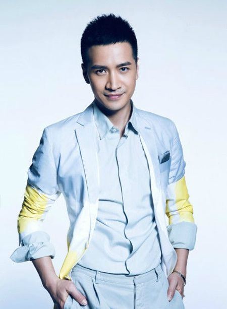 何晟铭的女友是谁 真正的女友冯静恩吗