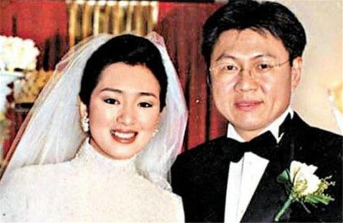 巩俐老公黄和祥个人资料 黄和祥年龄多大哪一年出生的【图】