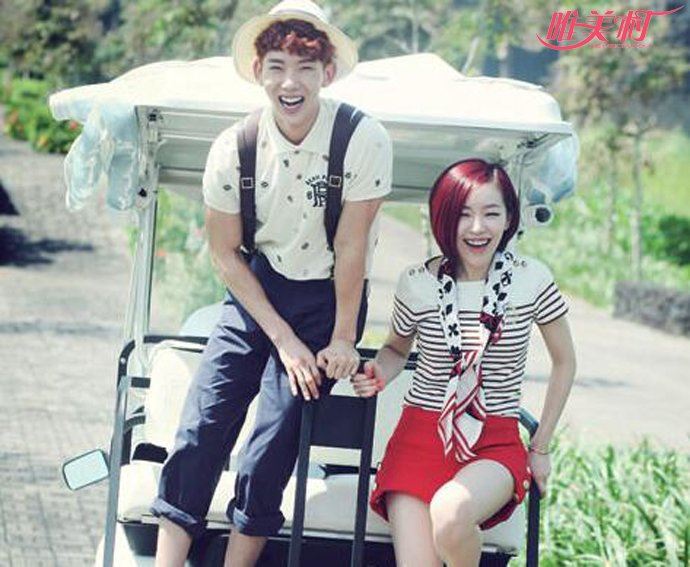 赵权和孙佳仁挑选婚戒 粉丝们都高呼在一起