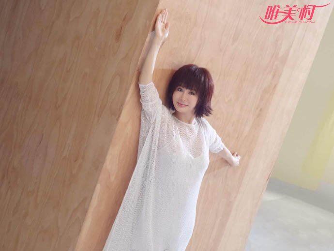 潘迎紫80岁照片 外表上看真有24岁