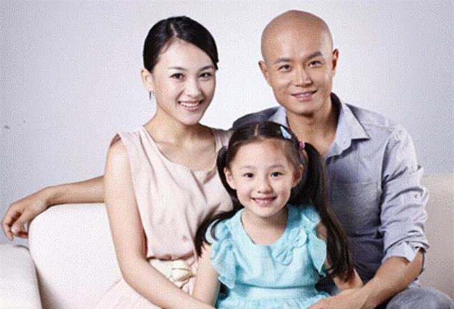 乐嘉现任妻子 经历了三次的婚姻