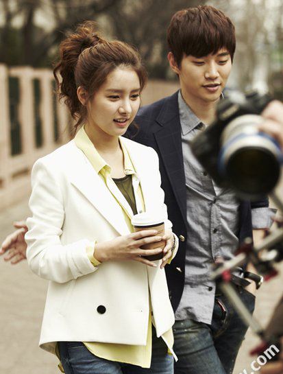 李俊昊金素恩恋情 这是日久生情了