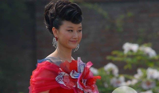 宋祖英背后男人是谁?揭秘宋祖英的婚姻生活