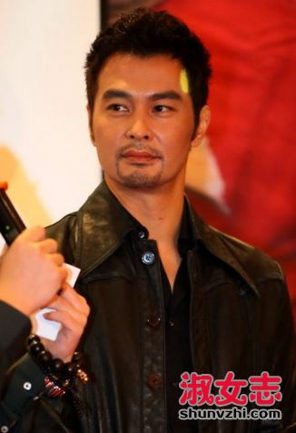 连凯老婆是谁 连凯老婆资料和家庭背景