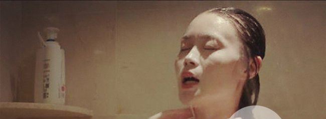 关婷娜的胸罩是多大号 高挺的胸围让人无处安眼