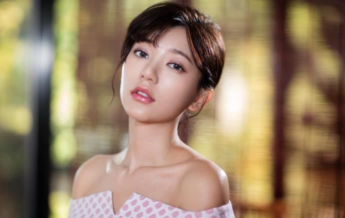 郭雪芙黑历史曝光 和淫魔李宗瑞有关系