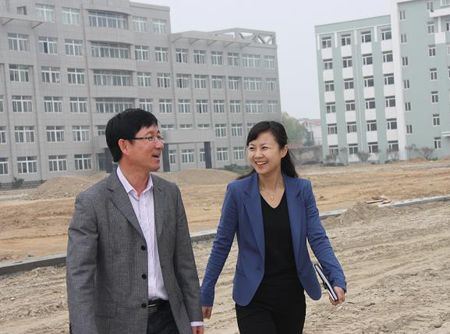 董海涛老公是谁 董海涛老公照片资料