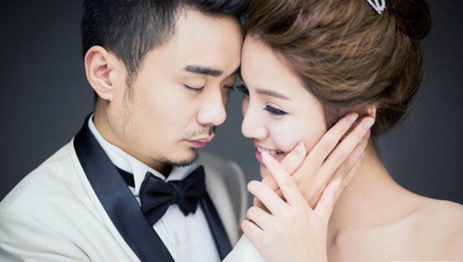 赵洁宣布与xiao8离婚 xiao8和众多女人有暧昧