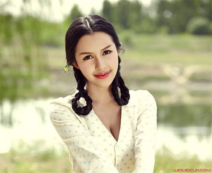 苏梓玲三围 苏梓玲个人资料被赞G奶女神