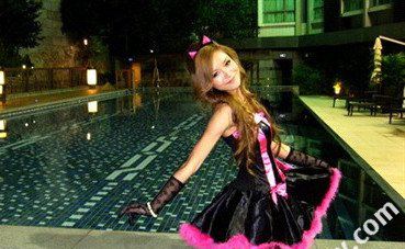 文咏珊资料 文咏珊的胸罩和内裤露出