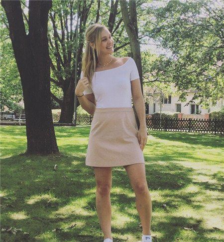 Sjokz个人资料和福利照 英雄联盟界中女主持的元老