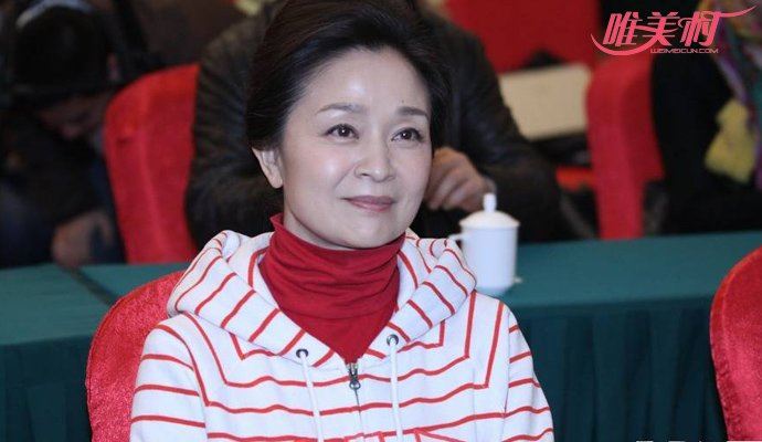周小斌老婆刘莉莉 女儿已经有10几岁了