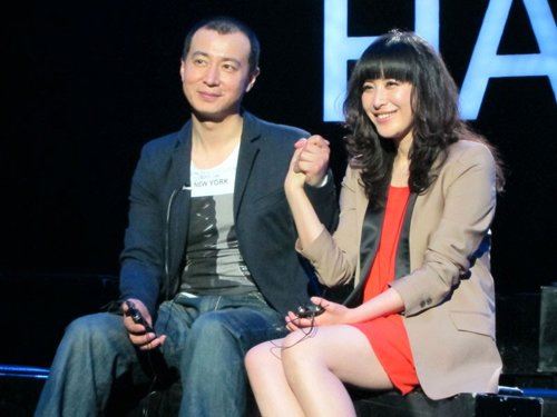 王雅捷和于洋结婚照 王雅捷老公于洋的简历