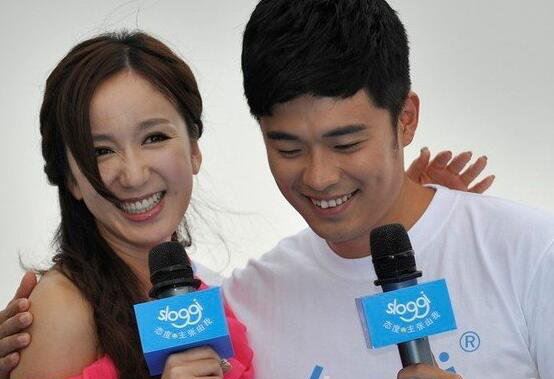 娄艺潇的胸多大 娄艺潇露乳沟照很性感