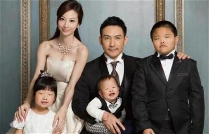 冯健以妻子太丑要求离婚 着实震惊了不少人