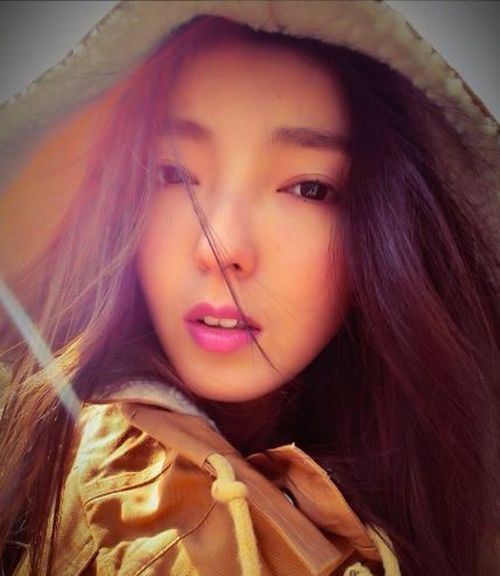 瑞丽专属模特周怡个人资料 非常的漂亮哦