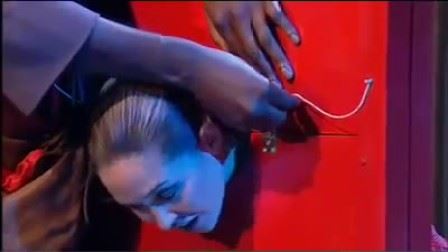 1991锯人魔术失败原因 魔术失误锯死妻子真相