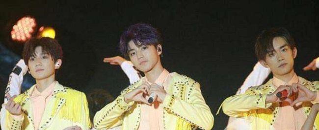 tfboys激光笔事件 究竟发生了什么