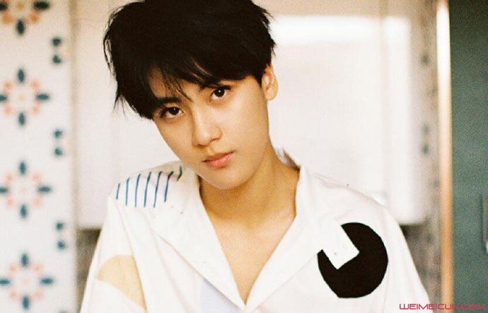 边程个人资料身高 边程现在的照片好精致