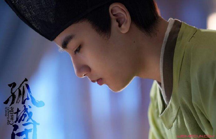 边程个人资料身高 边程现在的照片好精致