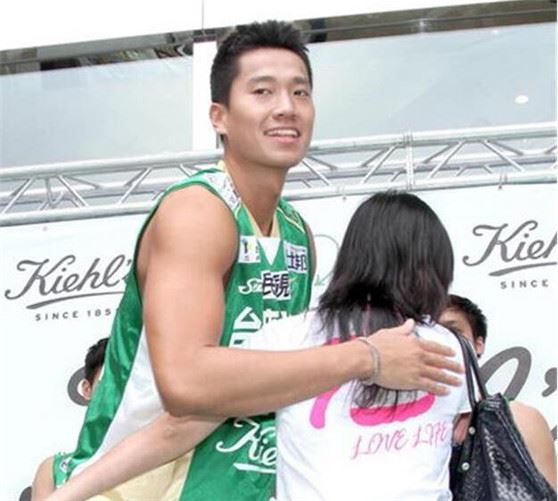 张惠妹为什么突然胖了 张惠妹爆肥多少斤