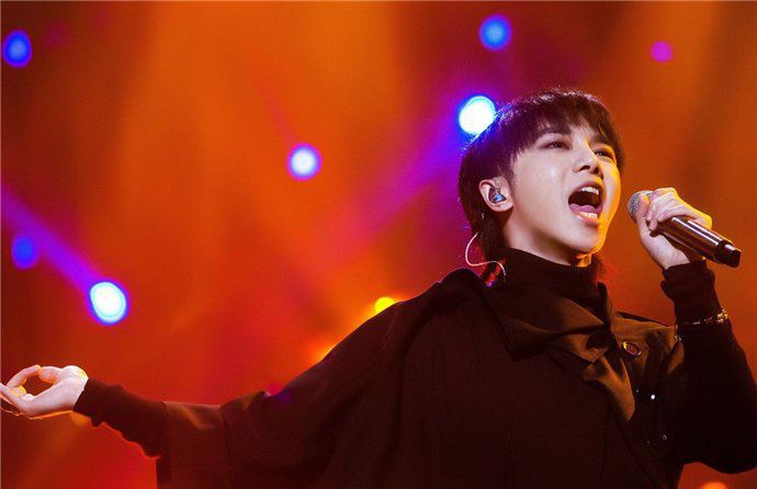 华晨宇真名叫什么 华晨宇个人资料