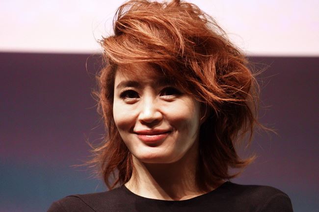 金惠秀演过的三级 《老千》里太露骨豪放