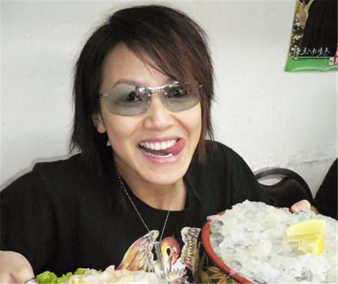 何韵诗为什么被禁 为什么没有何韵诗的歌了