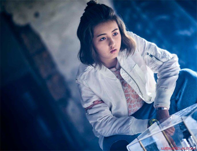 张子枫被打照片怎么回事 因为和王俊凯关系被骂惨