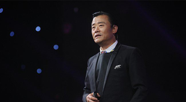 周立波老婆胡洁简介 竟然是一个有钱的富婆