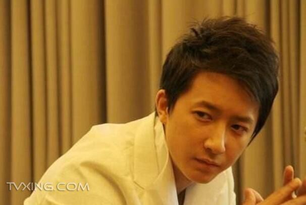 韩庚解约事件真相 为什么退出SJ呢