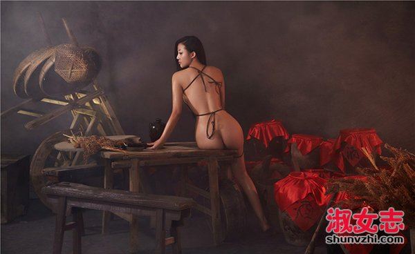 苏梓玲三级片 苏梓玲疯狂原始人 苏梓玲丰乳肥臀写真