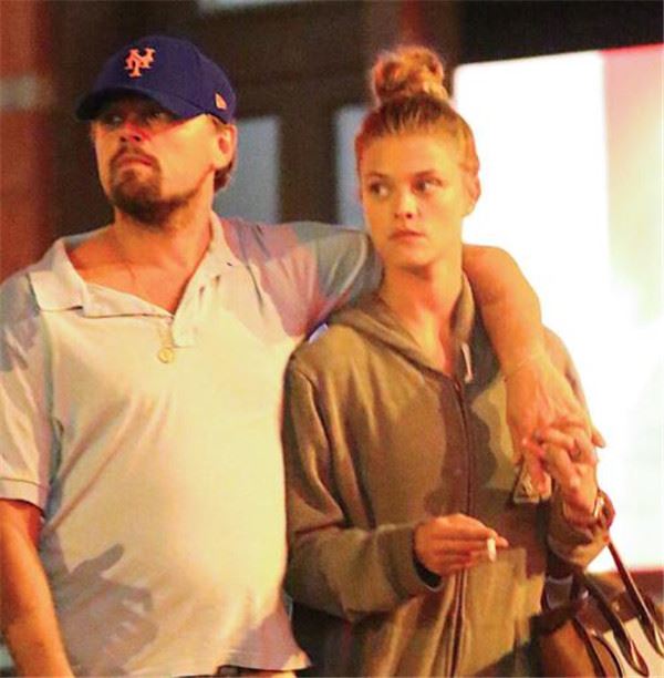 莱昂纳多老婆年轻照片 身材俱佳的女神级人物