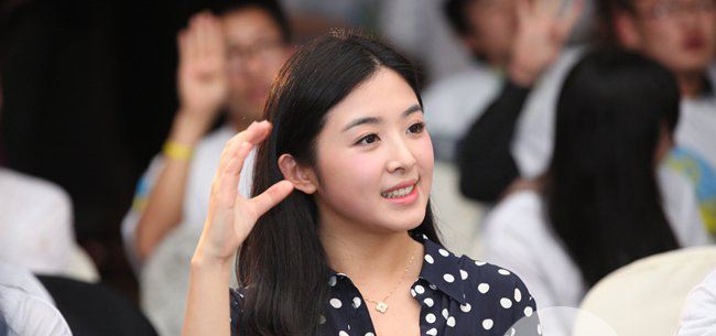 张含韵被潜规则原因曝光 张含韵陪睡照真相