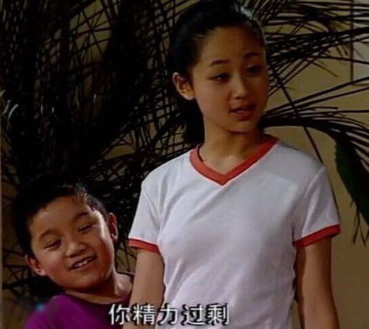 杨紫凸点图 杨紫走光照 杨紫资料