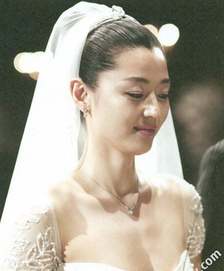 崔俊赫全智贤结婚照 崔俊赫如何收服女神全智贤