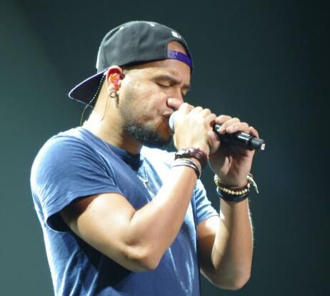  张震岳女友怎么死的 感情受困自杀