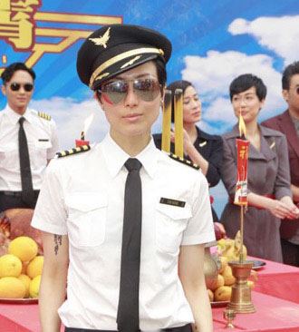 冲上云霄吴镇宇发型 冲上云霄开机主演发型