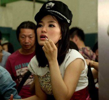 杨坤丁丁绯闻真相 杨坤和丁丁的床戏