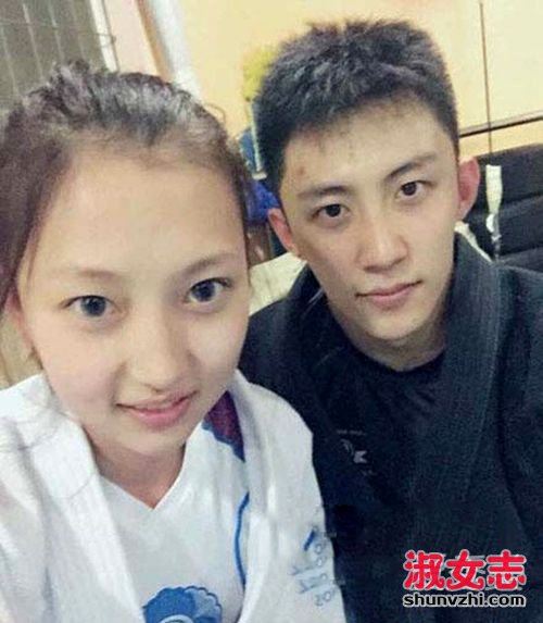 《上瘾》黄景瑜个人资料 家庭背景 是gay吗？