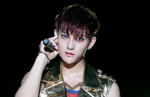 黄子韬女友陈善冰吗 黄子韬交往过几个女朋友