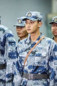 黄子韬女友陈善冰吗 黄子韬交往过几个女朋友