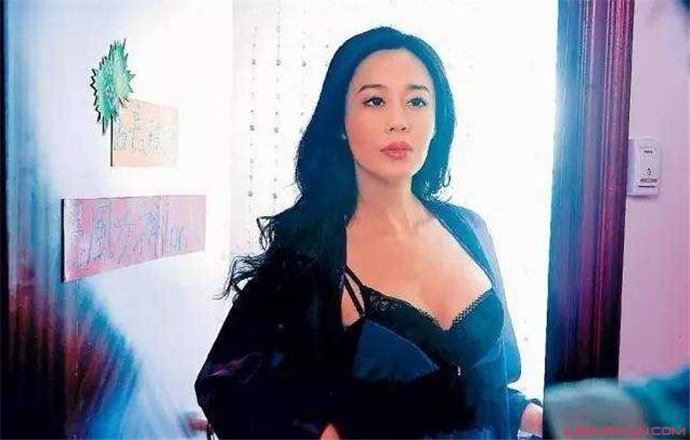 孙佳君拍过什么电影 孙佳君哪些三级尺寸最大