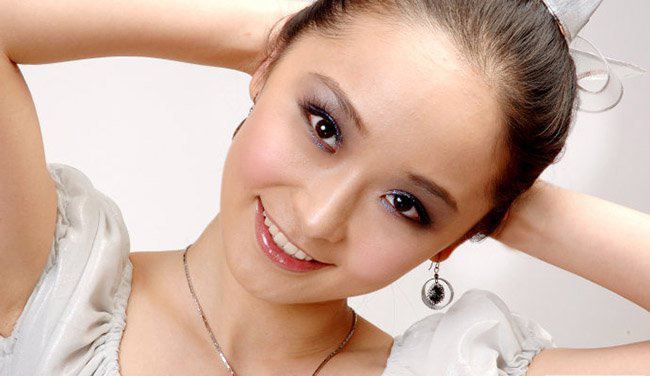 李曼男友是谁 与洪天照恋爱感情现状揭秘