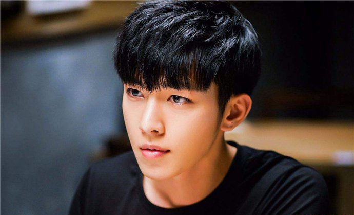 炎亚纶喜欢鬼鬼吗 炎亚纶喜欢的人是谁