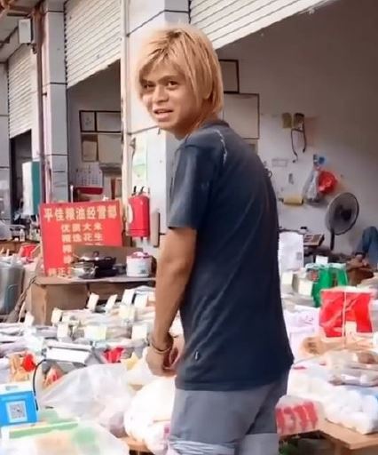 小哥撞脸罗志祥意外走红 看去仿佛是罗志祥本