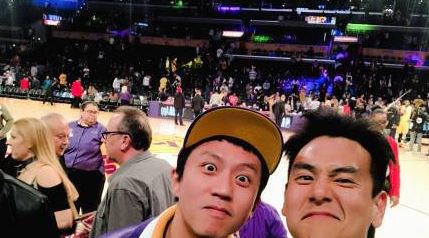 邓超彭于晏看球怎么回事 两人的关系揭秘