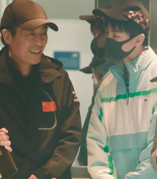 王俊凯偶遇张艺谋 王俊凯和张艺谋怎么认识的