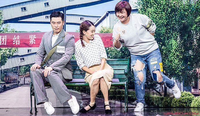 贾玲的妈妈是怎么去世的 贾玲的家庭背景