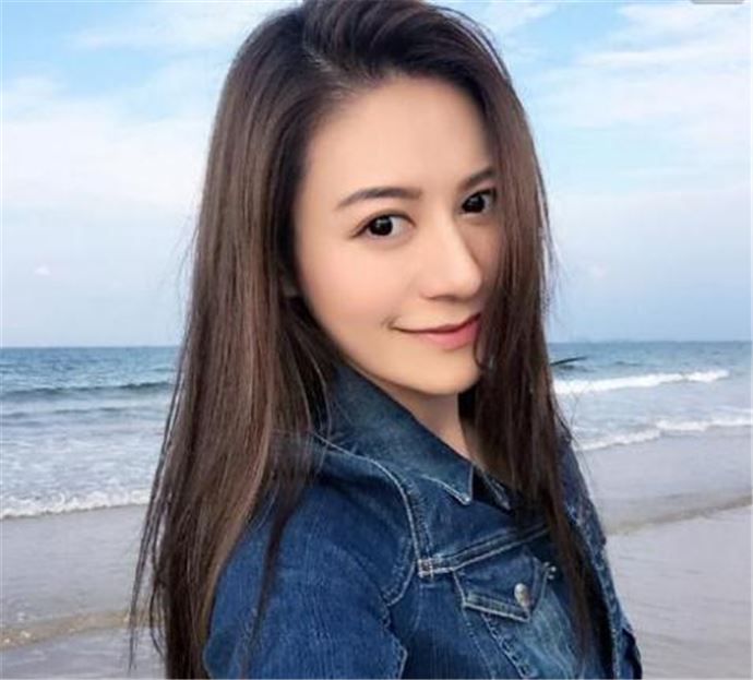 江若琳走光照露卫生巾 被人曝光过多次走光